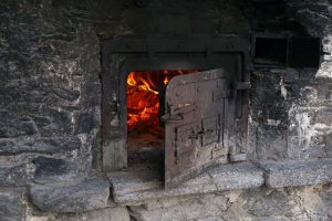 chemine-chauffage-bois-traditionnel