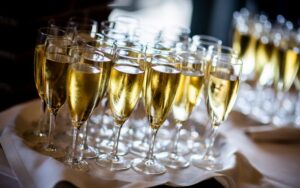 Champagne blanc décrypter, choisir et savourer le meilleur