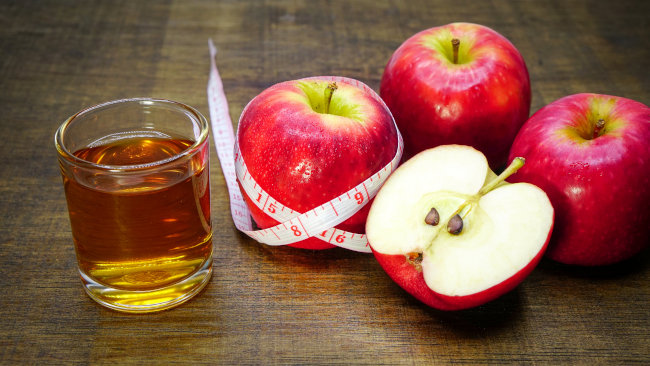 Comment le vinaigre de cidre favorise la perte de poids et régule la glycémie ?