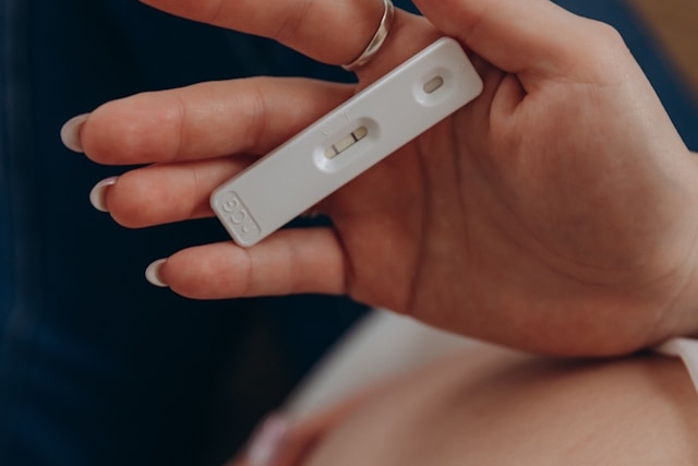 Comprendre le lien entre test de grossesse et fausse couche : ce qu&rsquo;il faut savoir