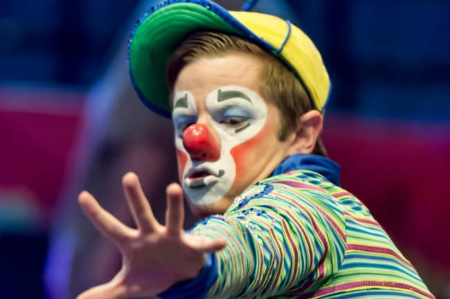 Amener sa famille voir un festival de rue, bonne idée ?