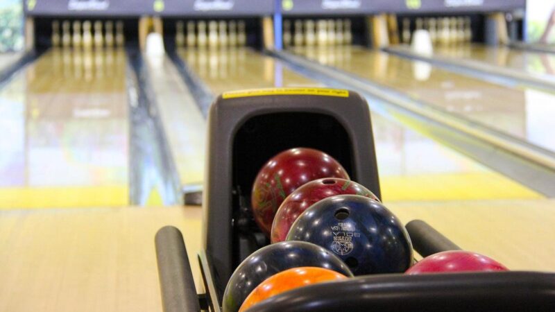 Le perçage de votre boule de bowling compte plus que son poids