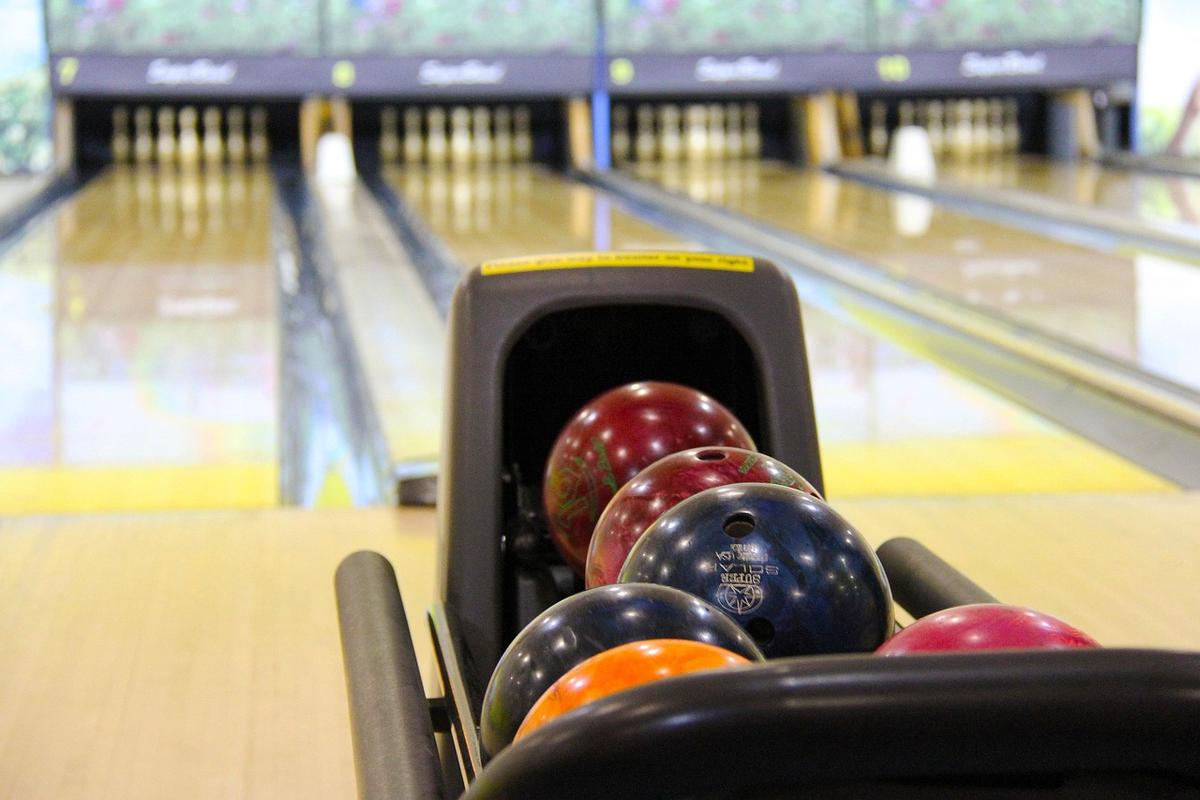 Le perçage de votre boule de bowling compte plus que son poids